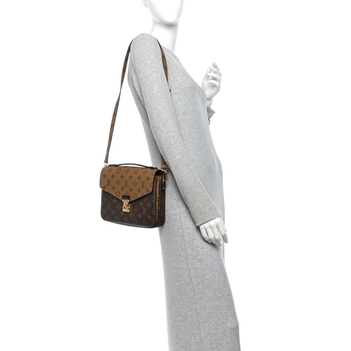 Reverse Monogram Pochette Metis