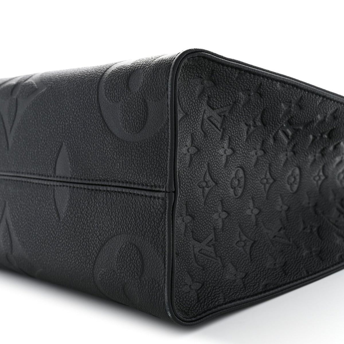 Empreinte Monogram Giant Onthego MM Black