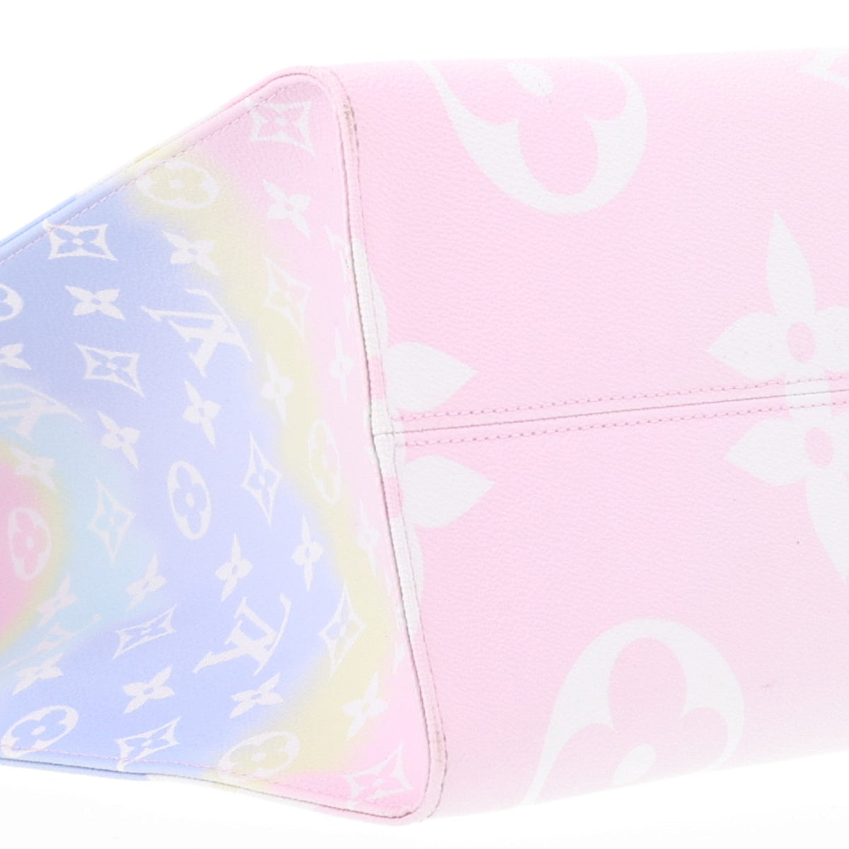 Monogram Escale Onthego GM Pastel