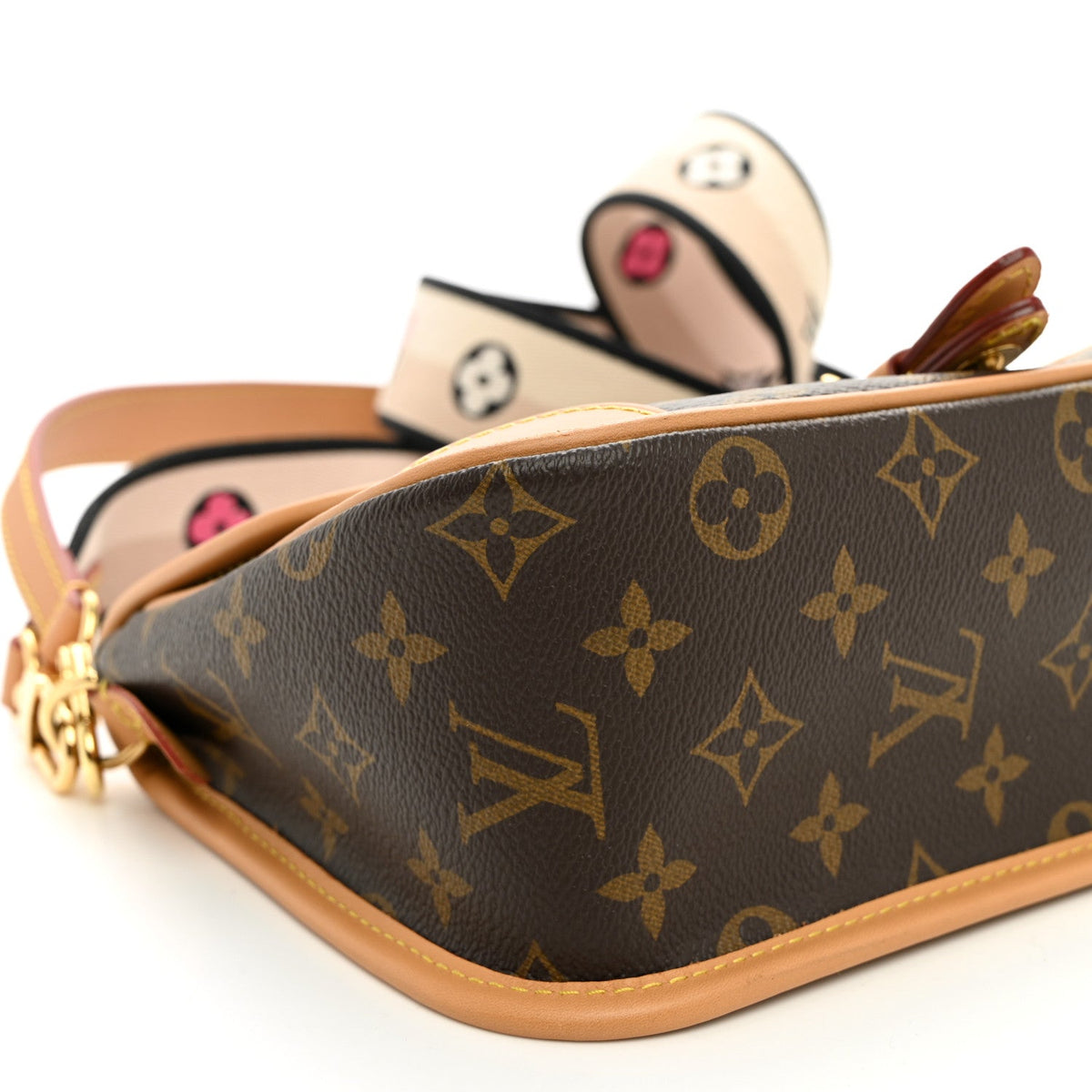 Monogram Diane Black