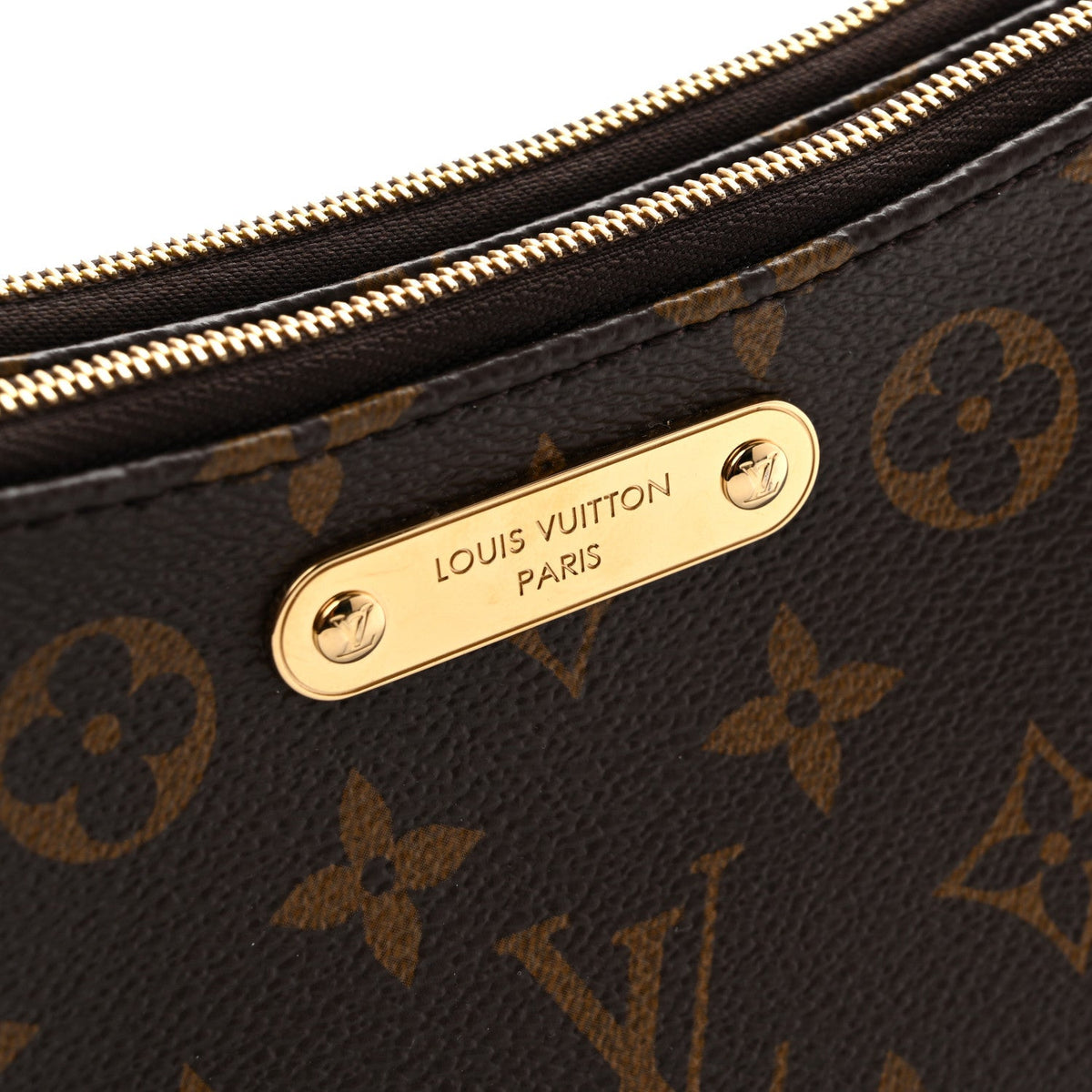 Monogram Liv Pochette