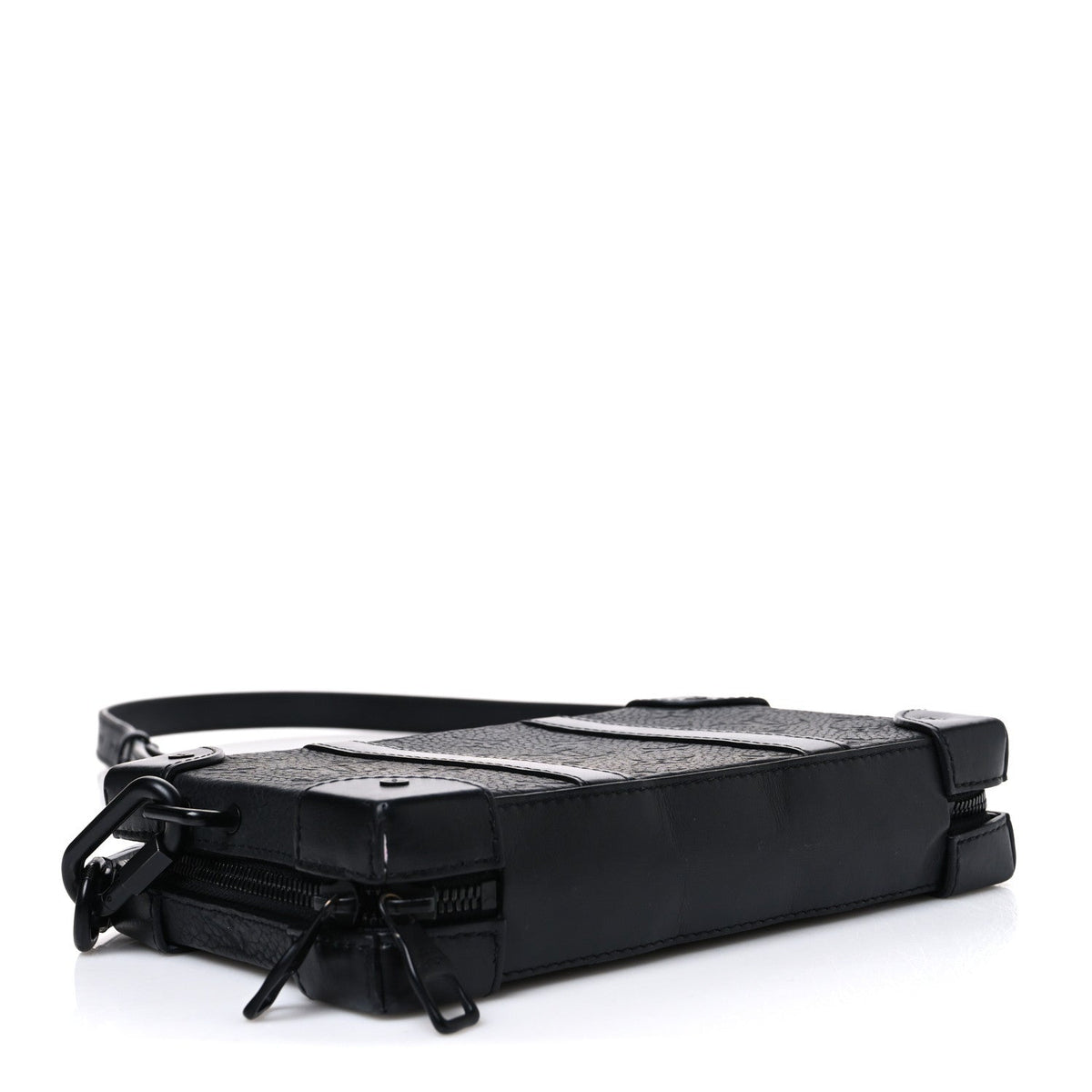 Taurillon Monogram Soft Trunk Wallet Black