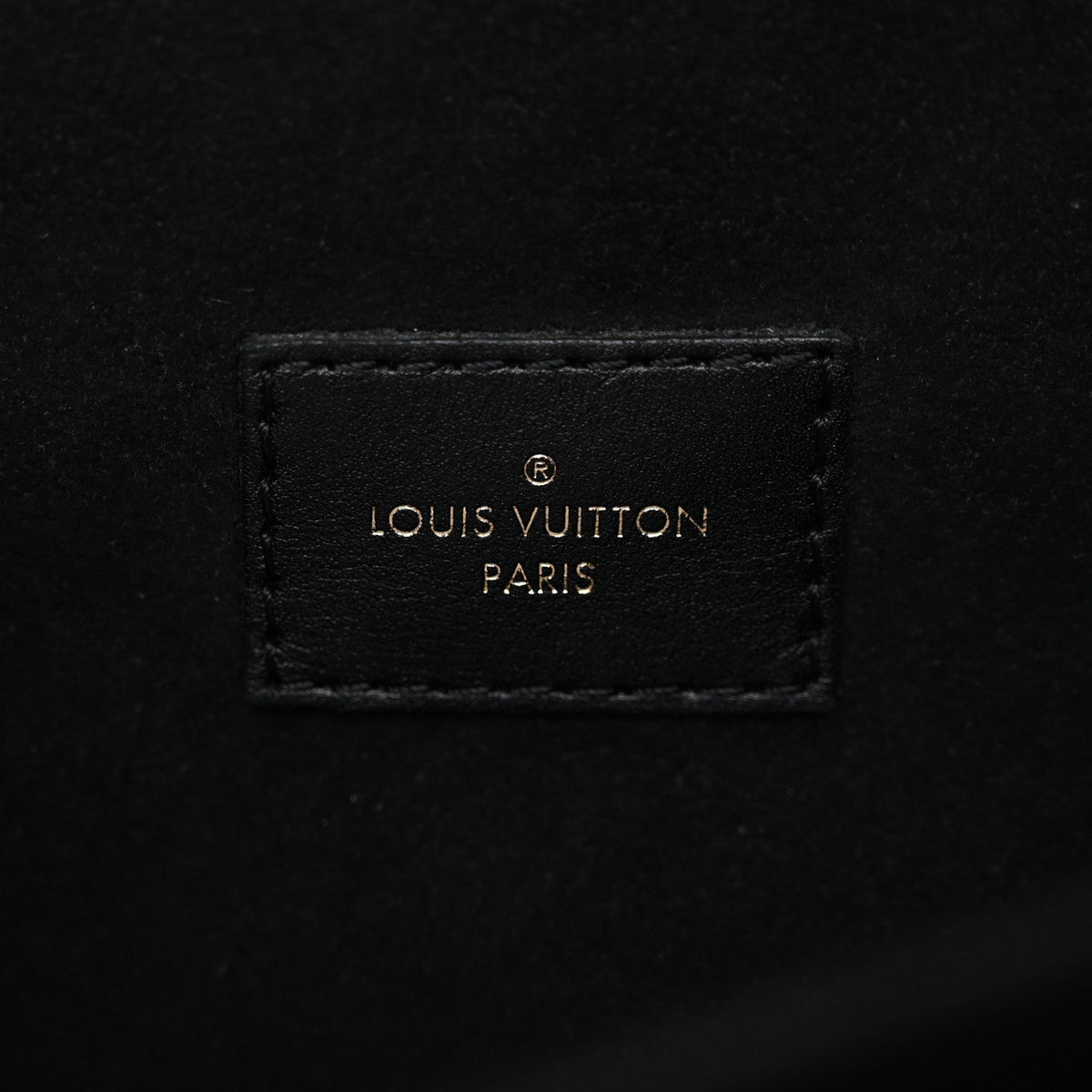 Reverse Monogram Pochette Metis
