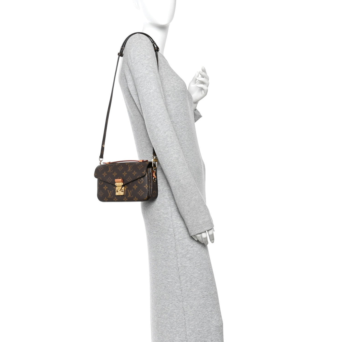 Monogram Pochette Metis East West