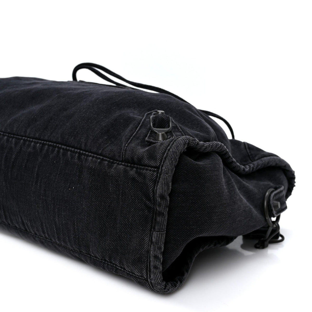 Washed Denim Classic Hardware Medium Le City Black