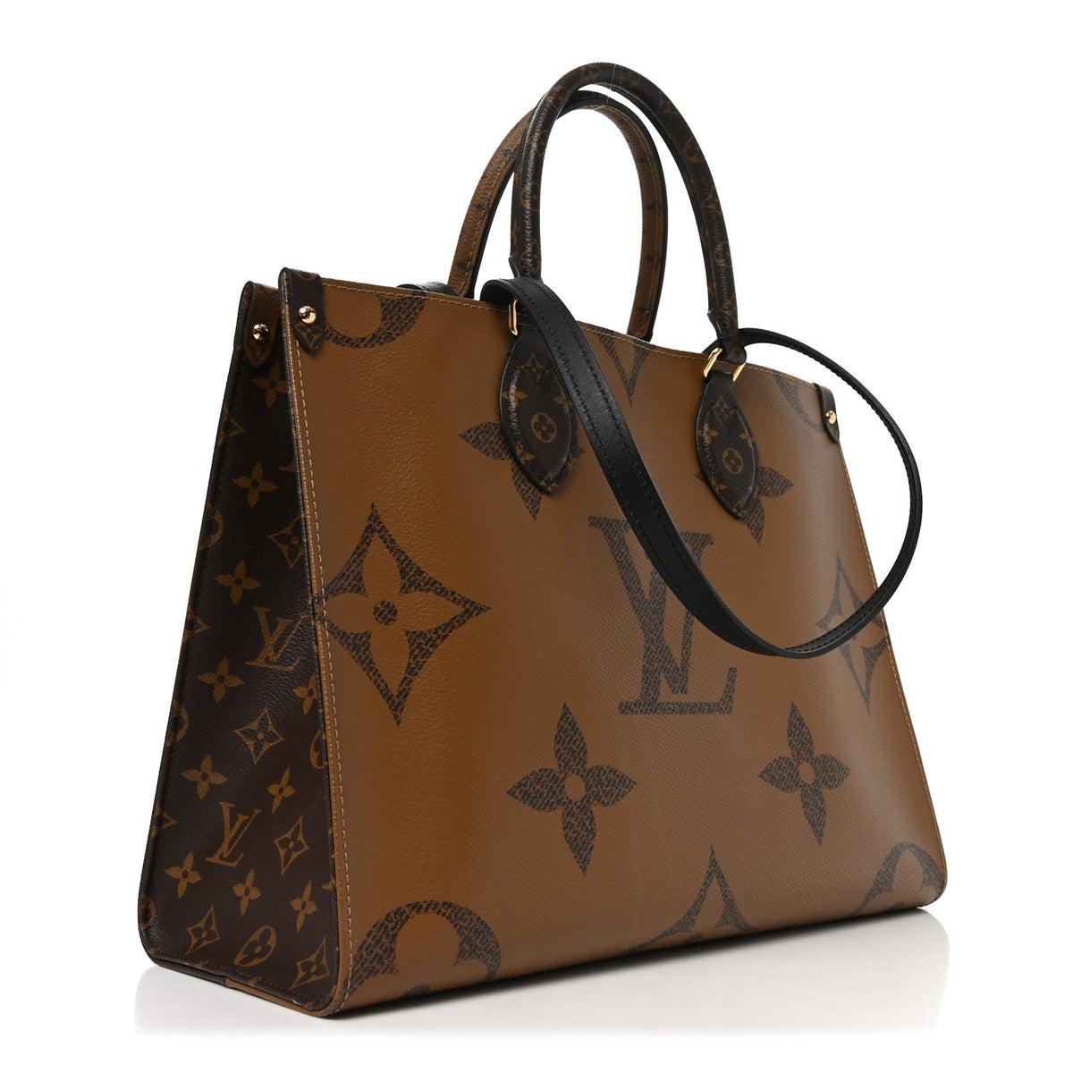 Reverse Monogram Giant Onthego MM