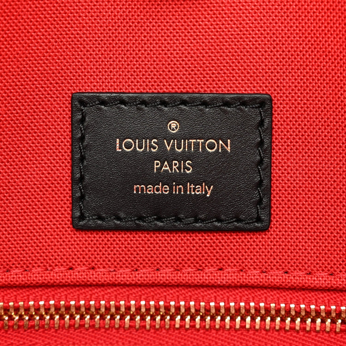 Reverse Monogram Giant Onthego MM
