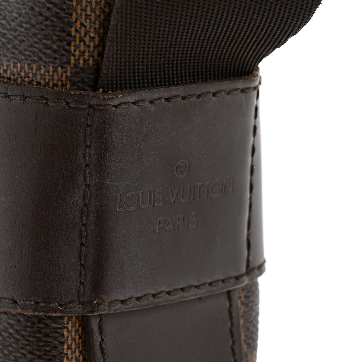 Damier Ebene Bastille Messenger