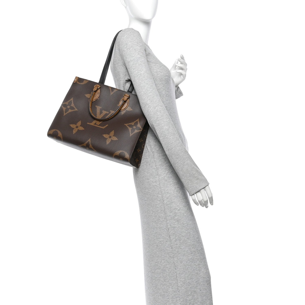 Reverse Monogram Giant Onthego MM