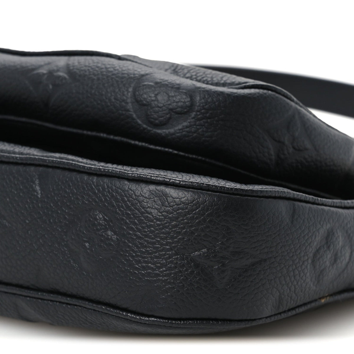 Empreinte Monogram Giant Multi Pochette Accessories Black