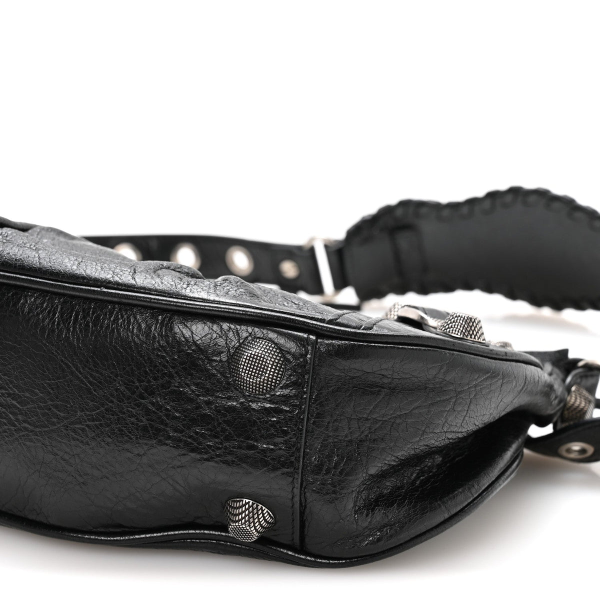 Agneau Arena Small Le Cagole Shoulder Bag Black