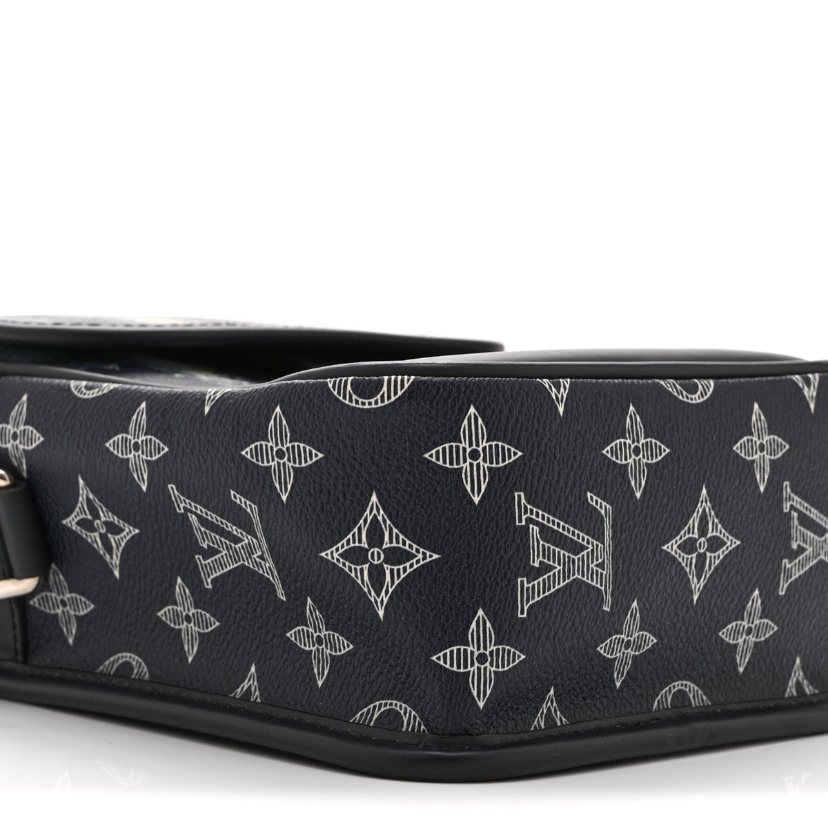 Savane Monogram Elephant Chapman Messenger BB Encre