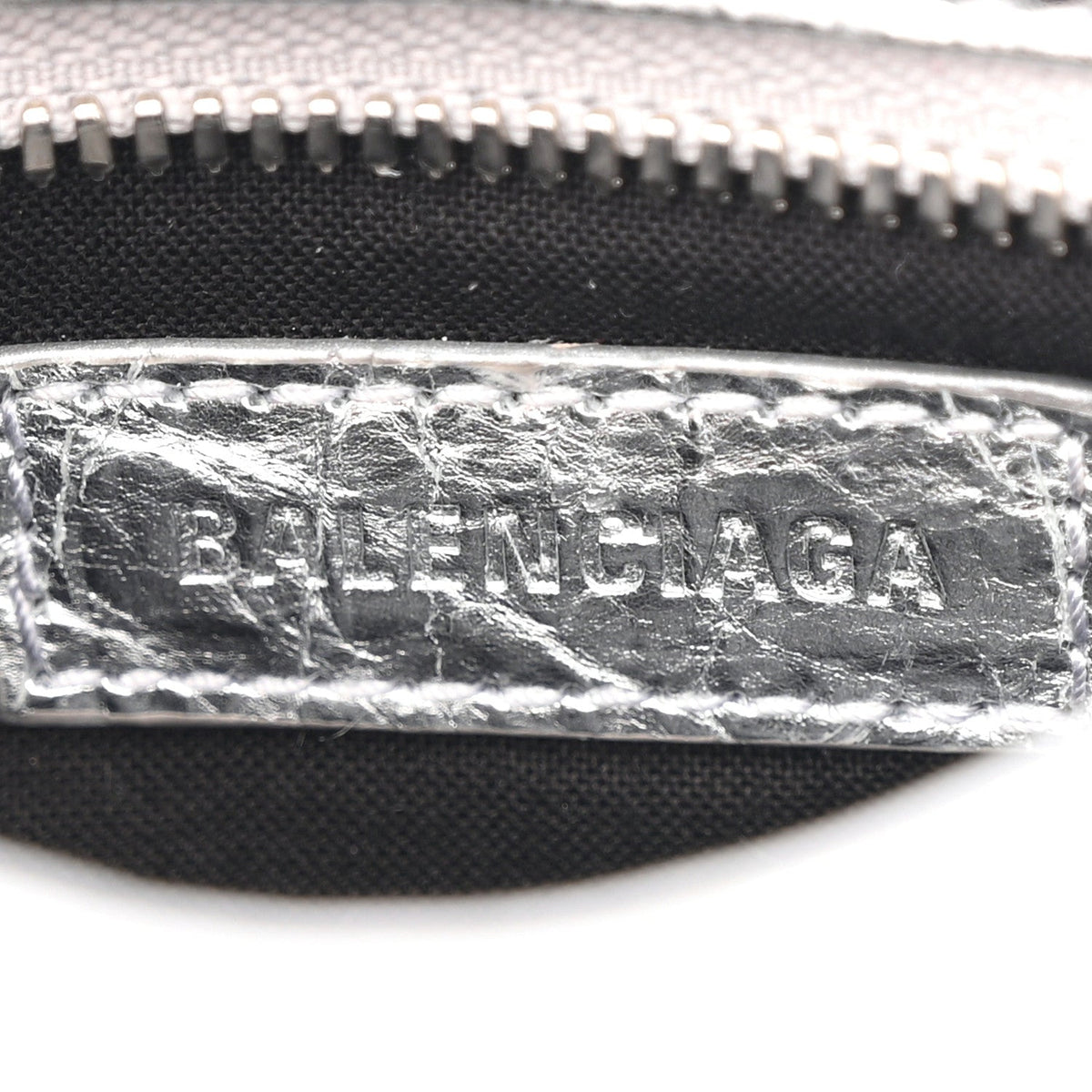 Metallized Arena Lambskin Classic Hardware Nano Le City Silver