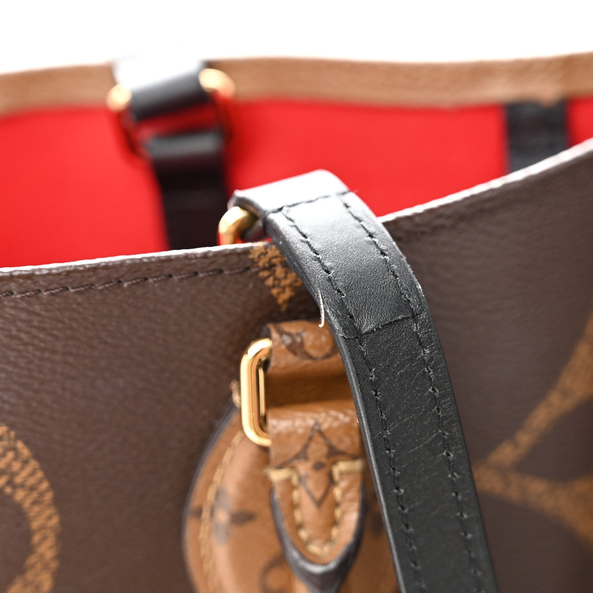Reverse Monogram Giant Onthego GM