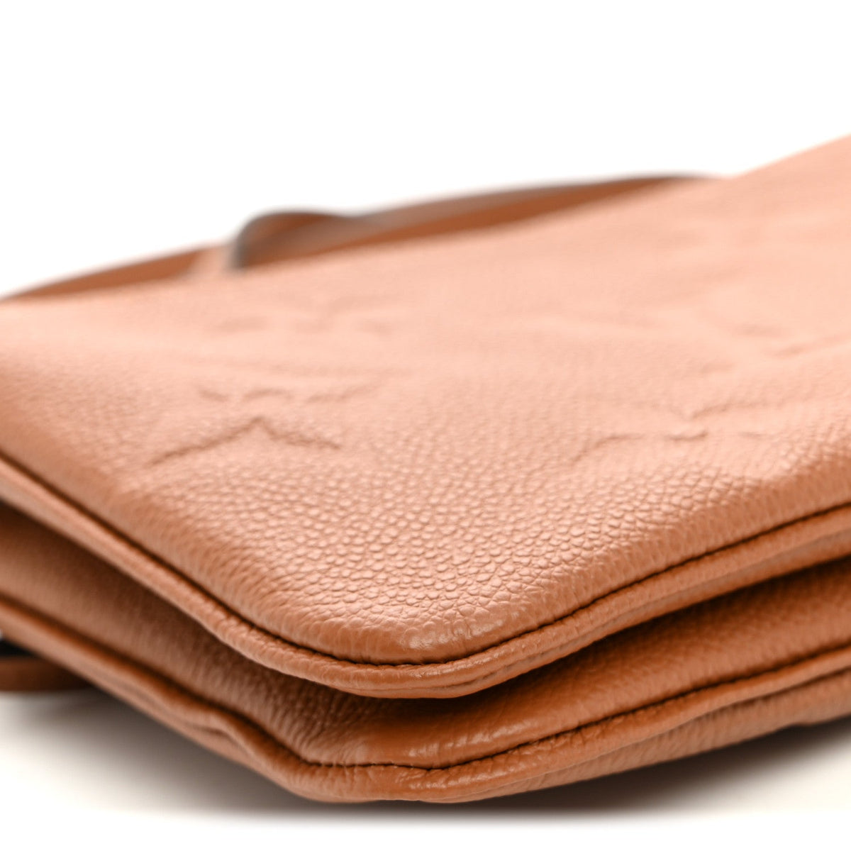 Empreinte Monogram Giant Double Zip Pochette Caramel
