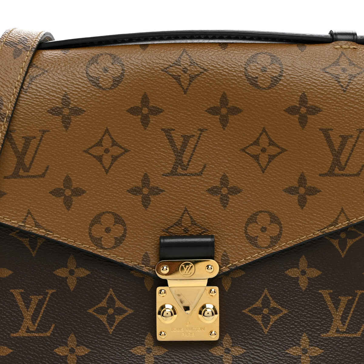Reverse Monogram Pochette Metis