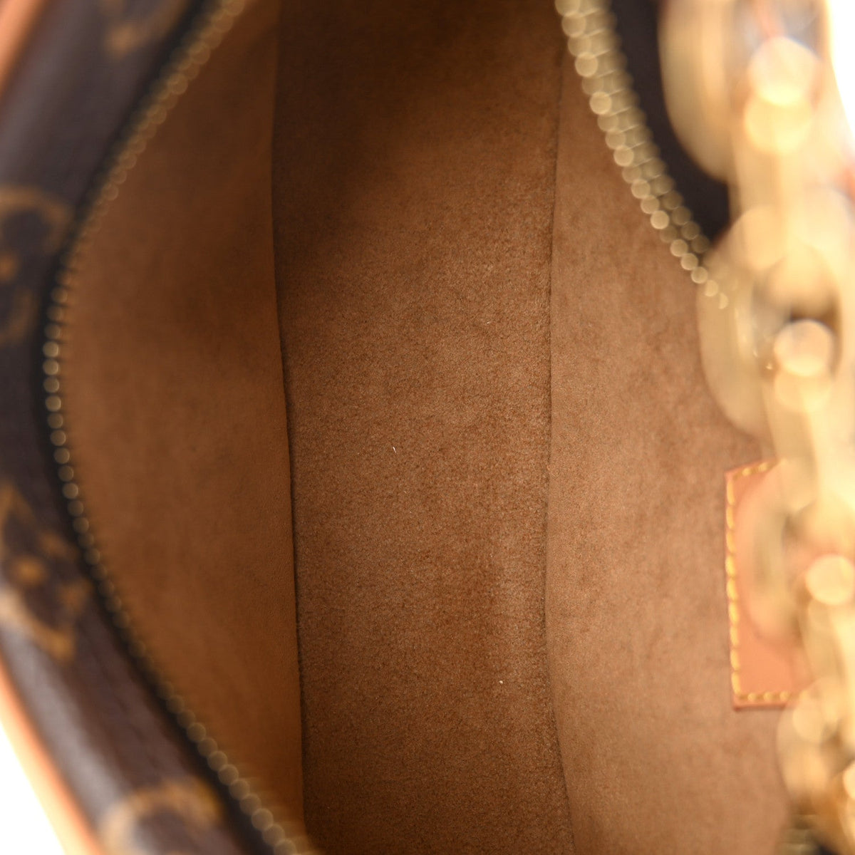 Monogram Loop