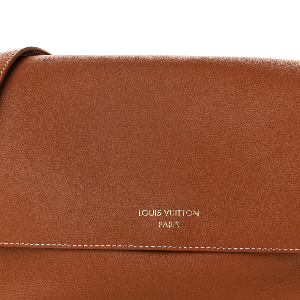 Grained Calfskin Low Key Messenger Cognac
