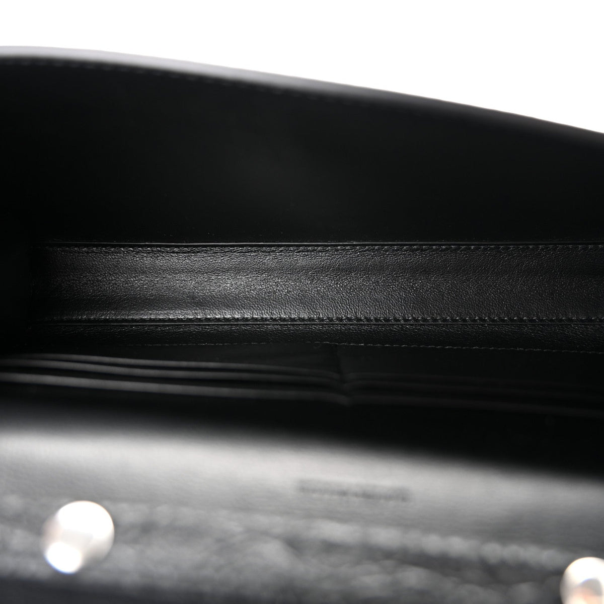 Crocodile Embossed Calfskin Classic Silver Hardware Le City Wallet On Chain Black