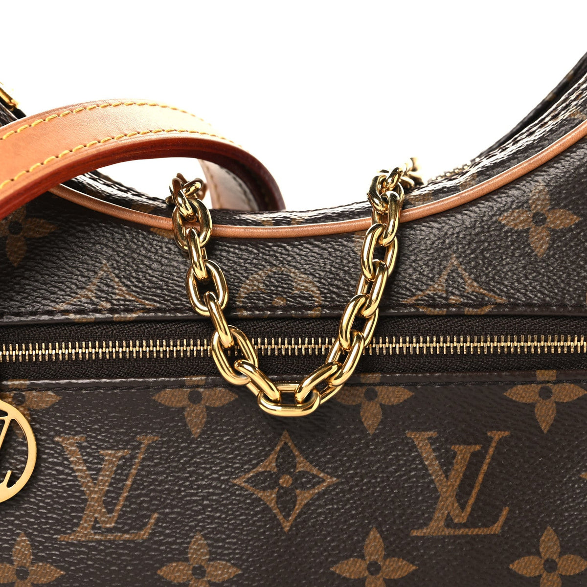 Monogram Loop
