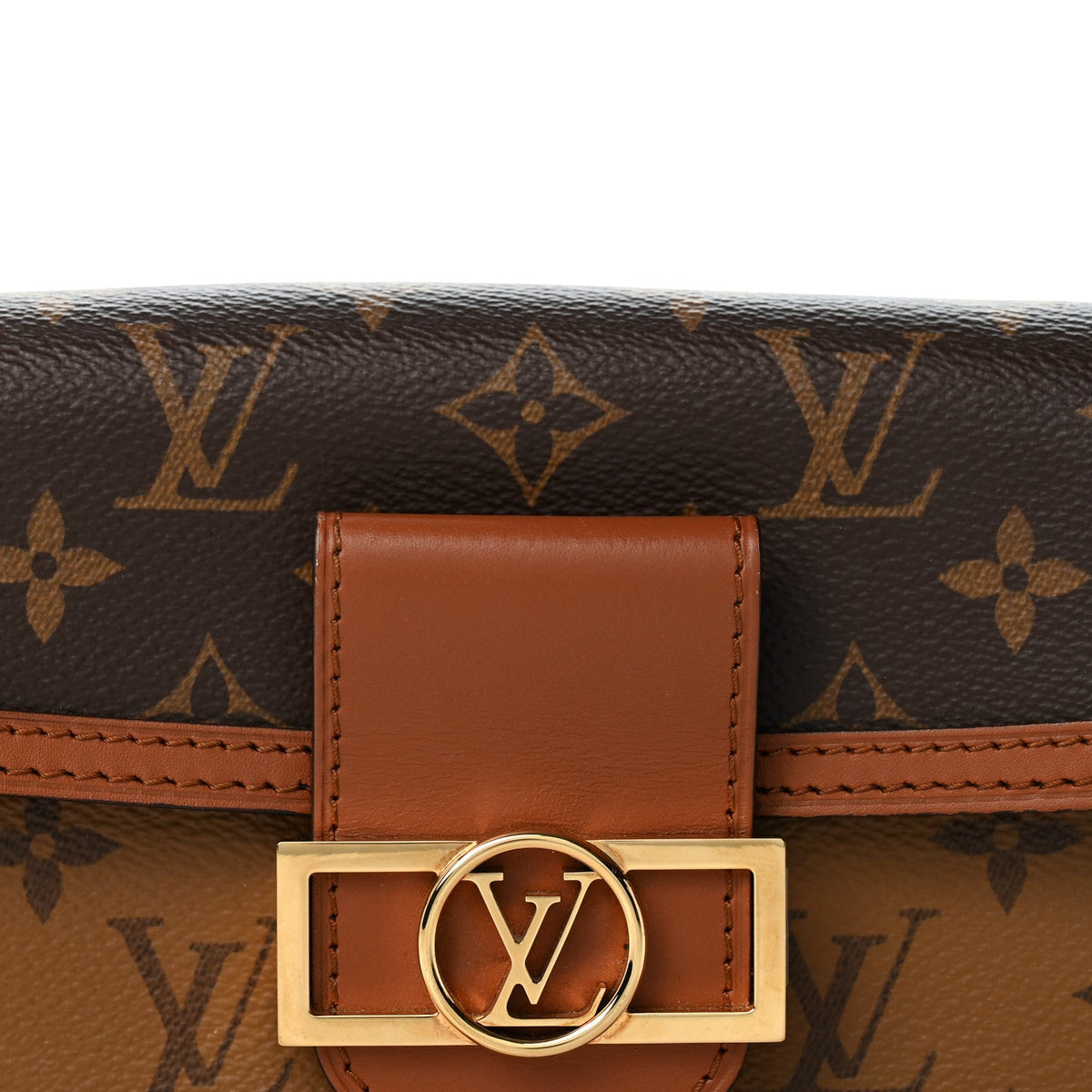 Reverse Monogram Dauphine Chain Wallet