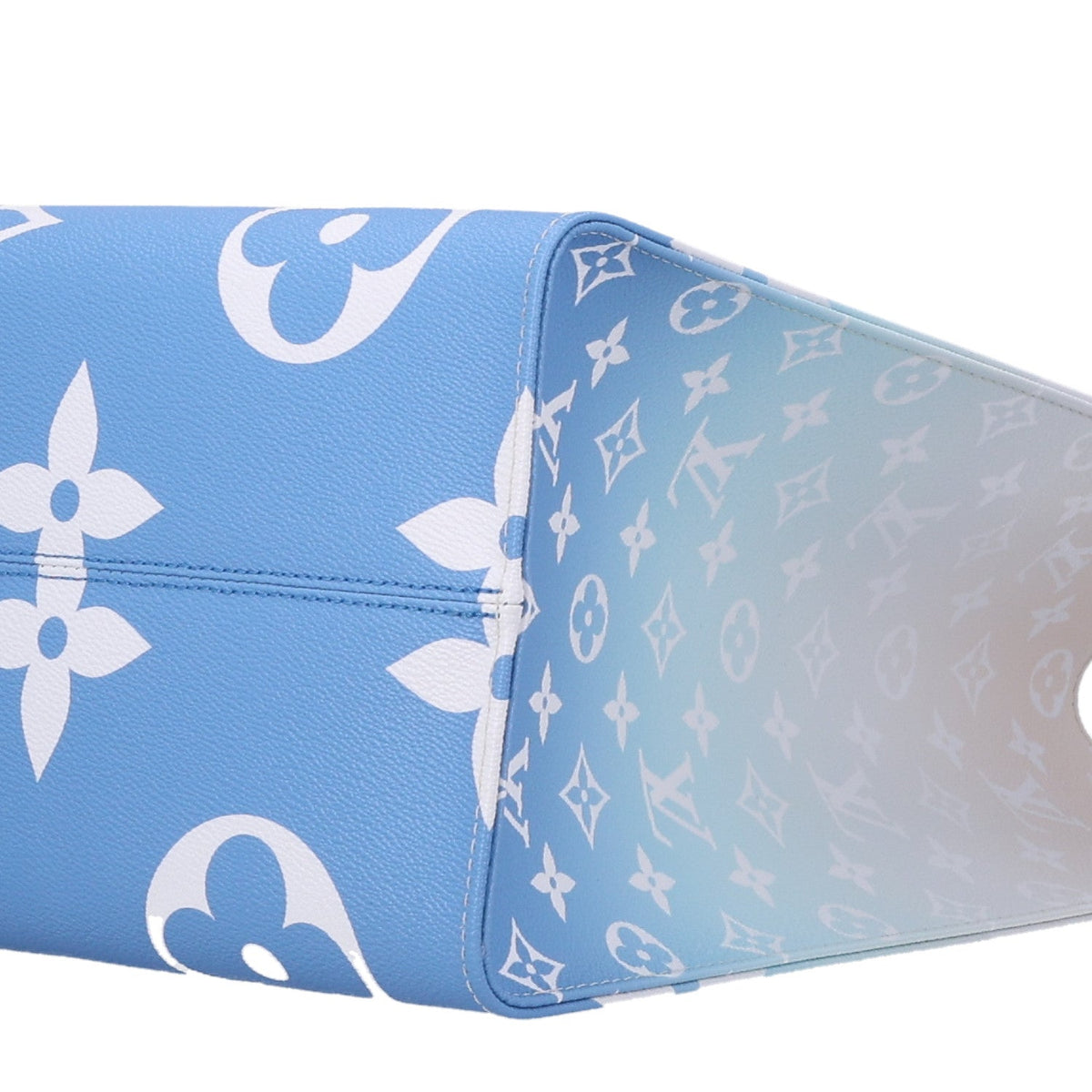 Monogram Giant By The Pool Onthego GM Blue