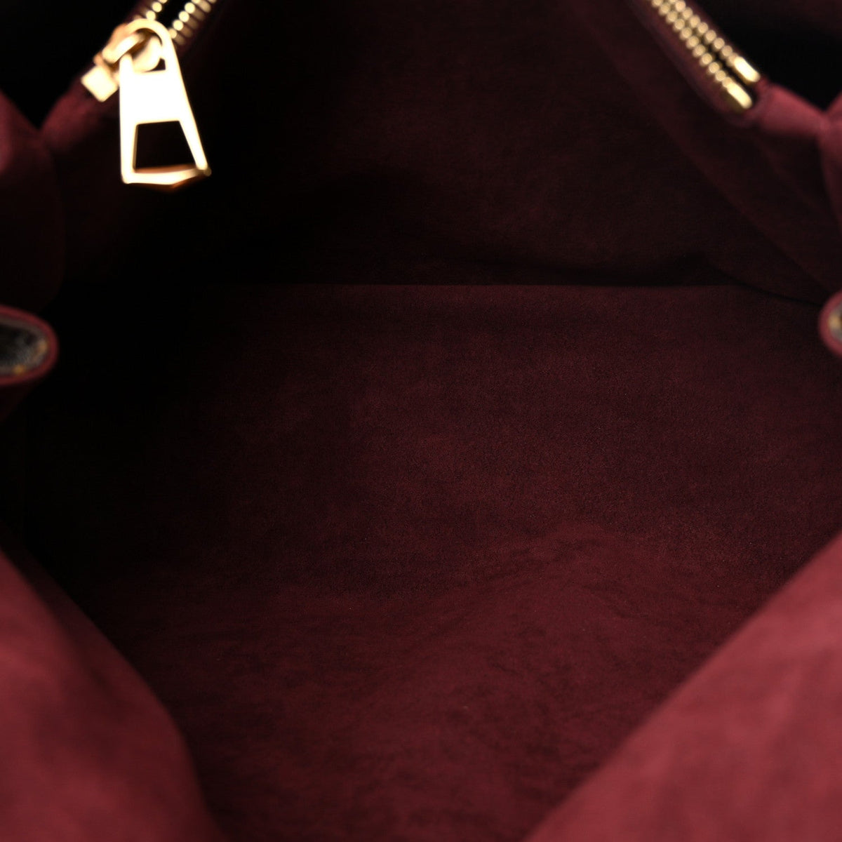 Monogram Hide Away MM