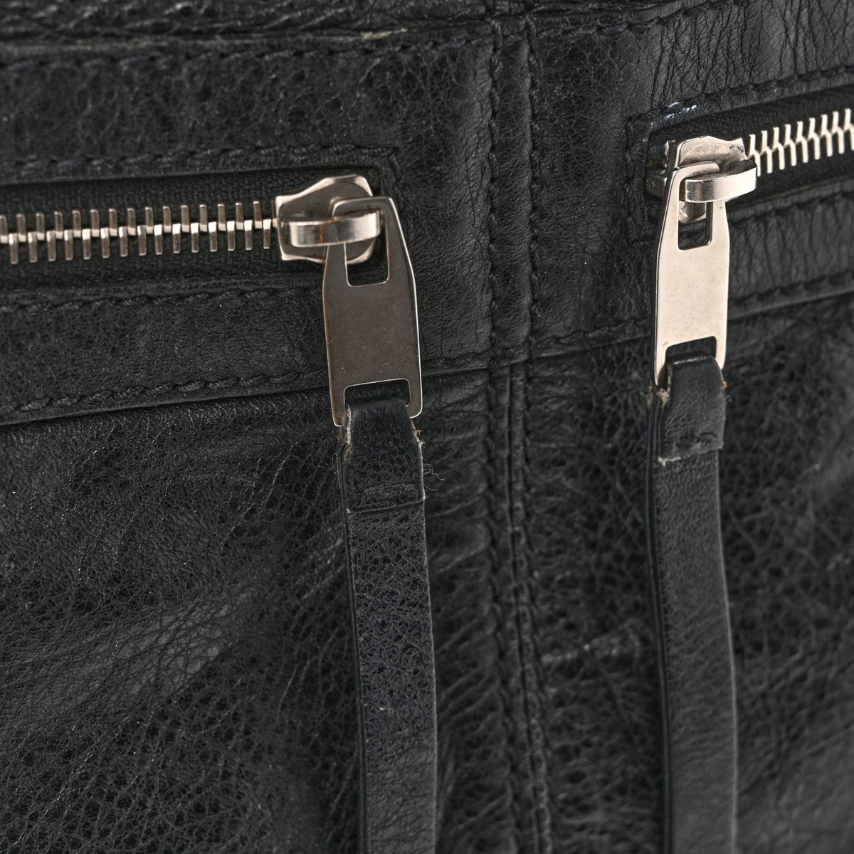 Agneau Classic Hardware Square Tote Black
