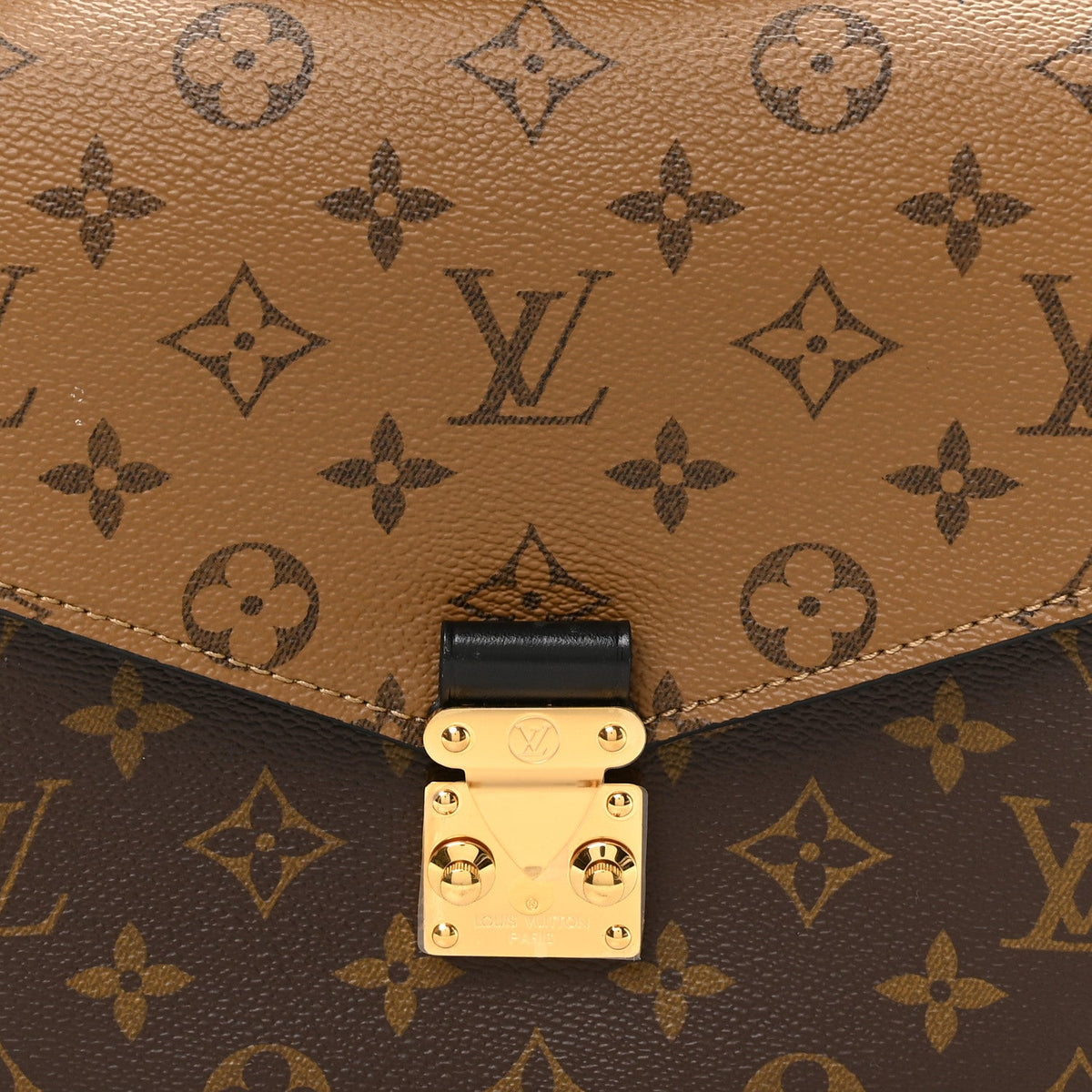 Reverse Monogram Pochette Metis