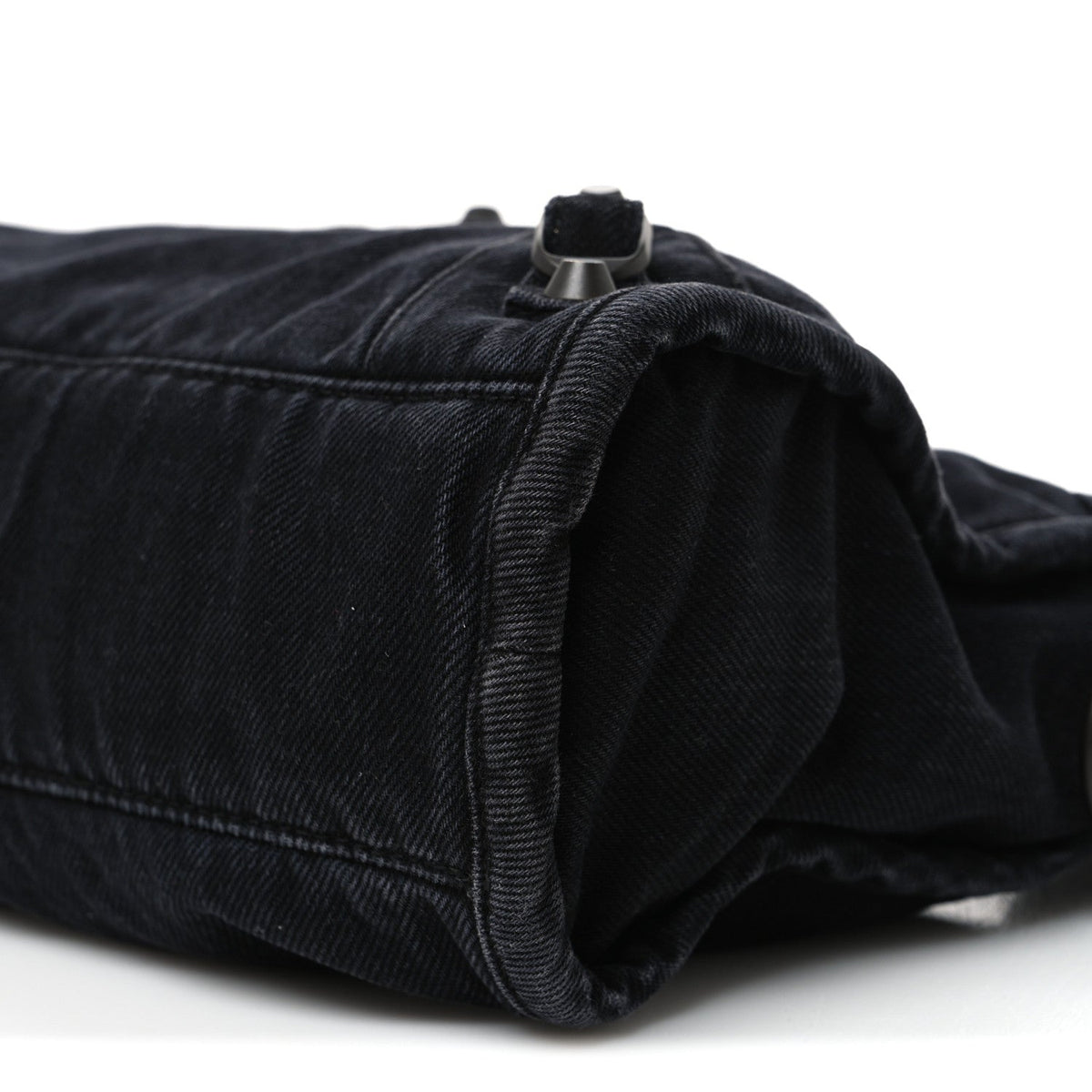 Washed Denim Classic Hardware Small Le City Black