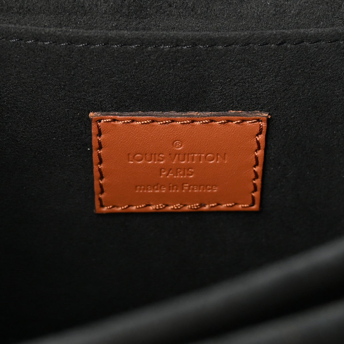 Reverse Monogram Dauphine MM