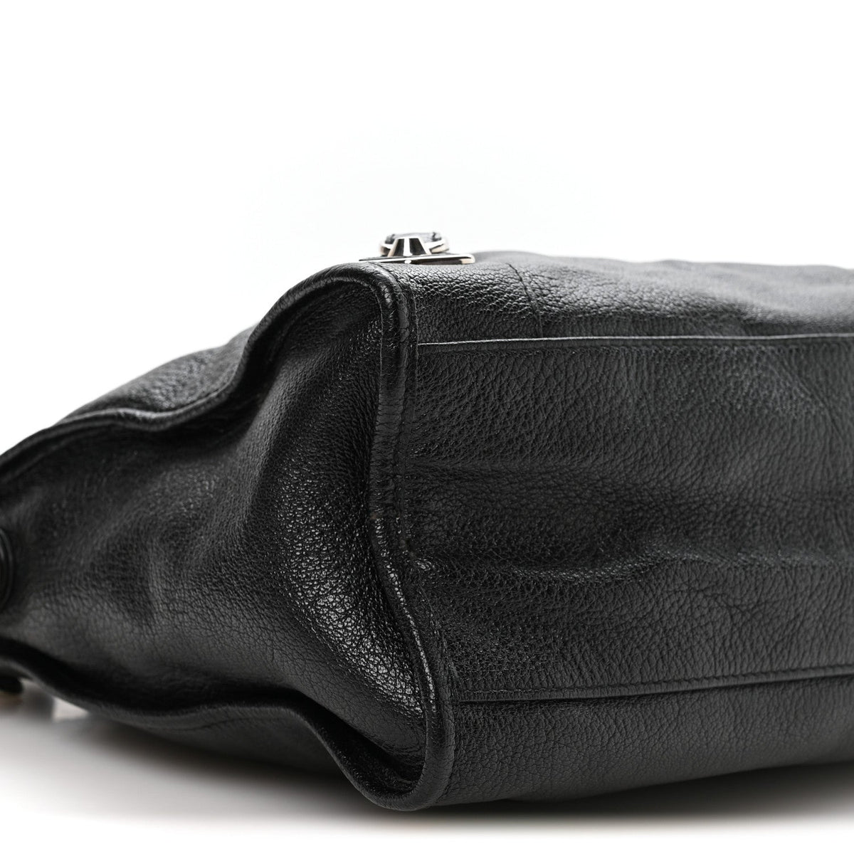 Chevre Silver Metallic Edge Hardware City Black