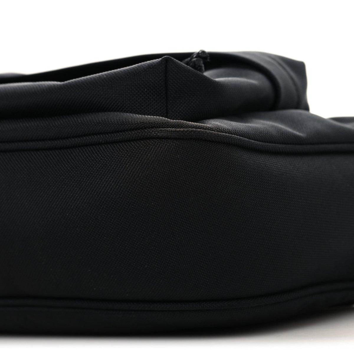 Recycled Sport Nylon Chain Logo Medium Raver Bag Black