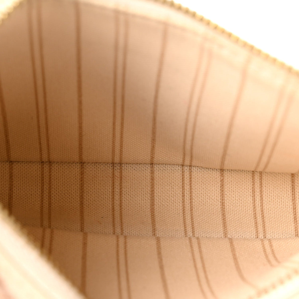 Empreinte Easy Pouch On Strap Cream