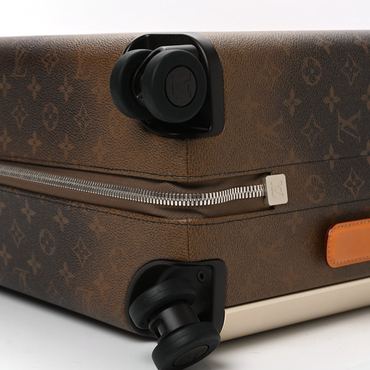 Monogram Dust Marque Horizon 55