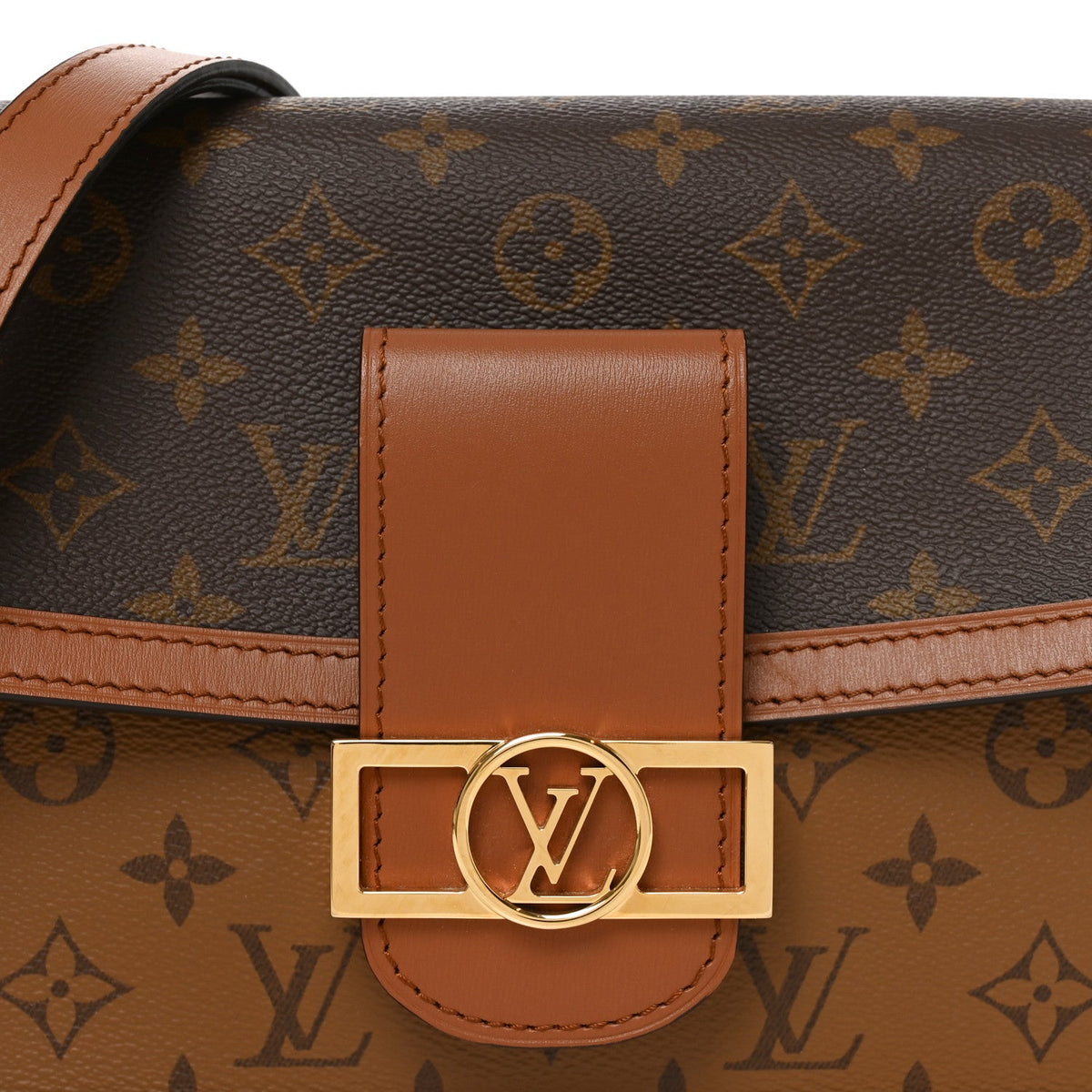 Reverse Monogram Dauphine MM