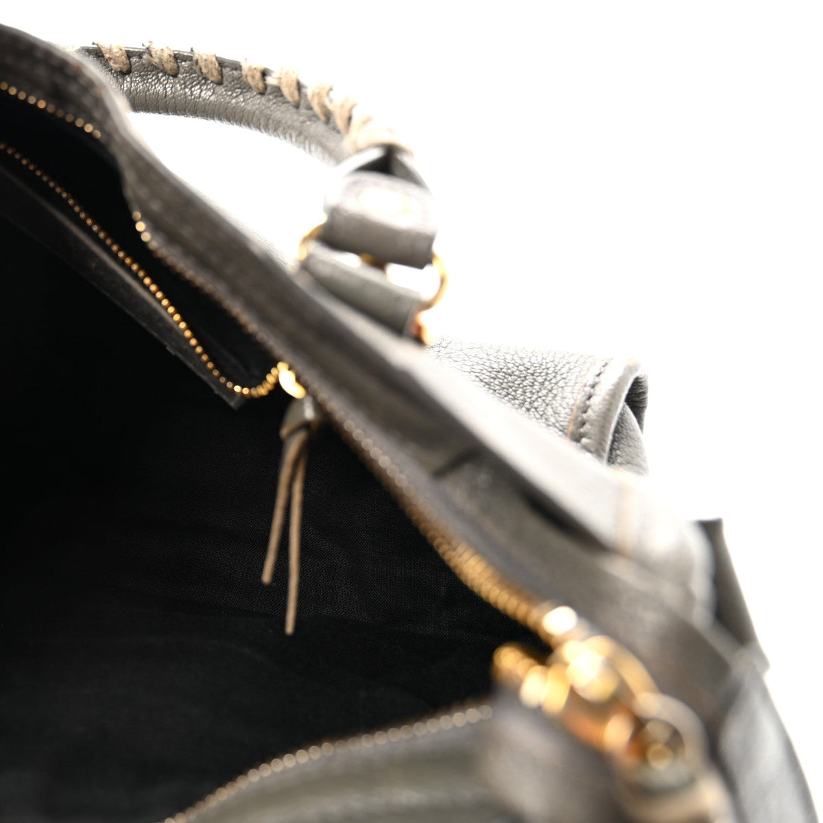 Chevre Gold Metallic Edge Hardware Mini City Gris Acier