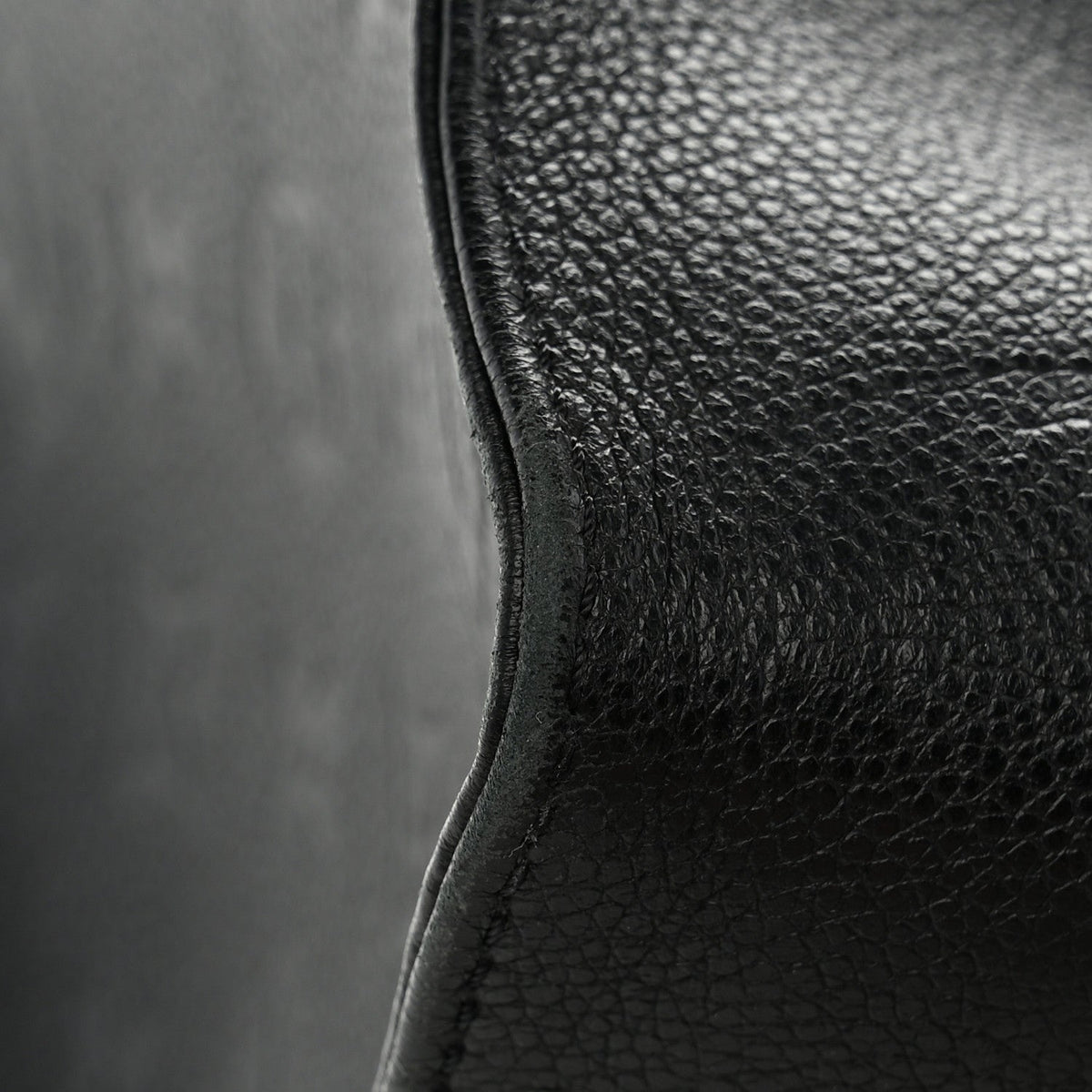 Empreinte Monogram Giant Onthego MM Black