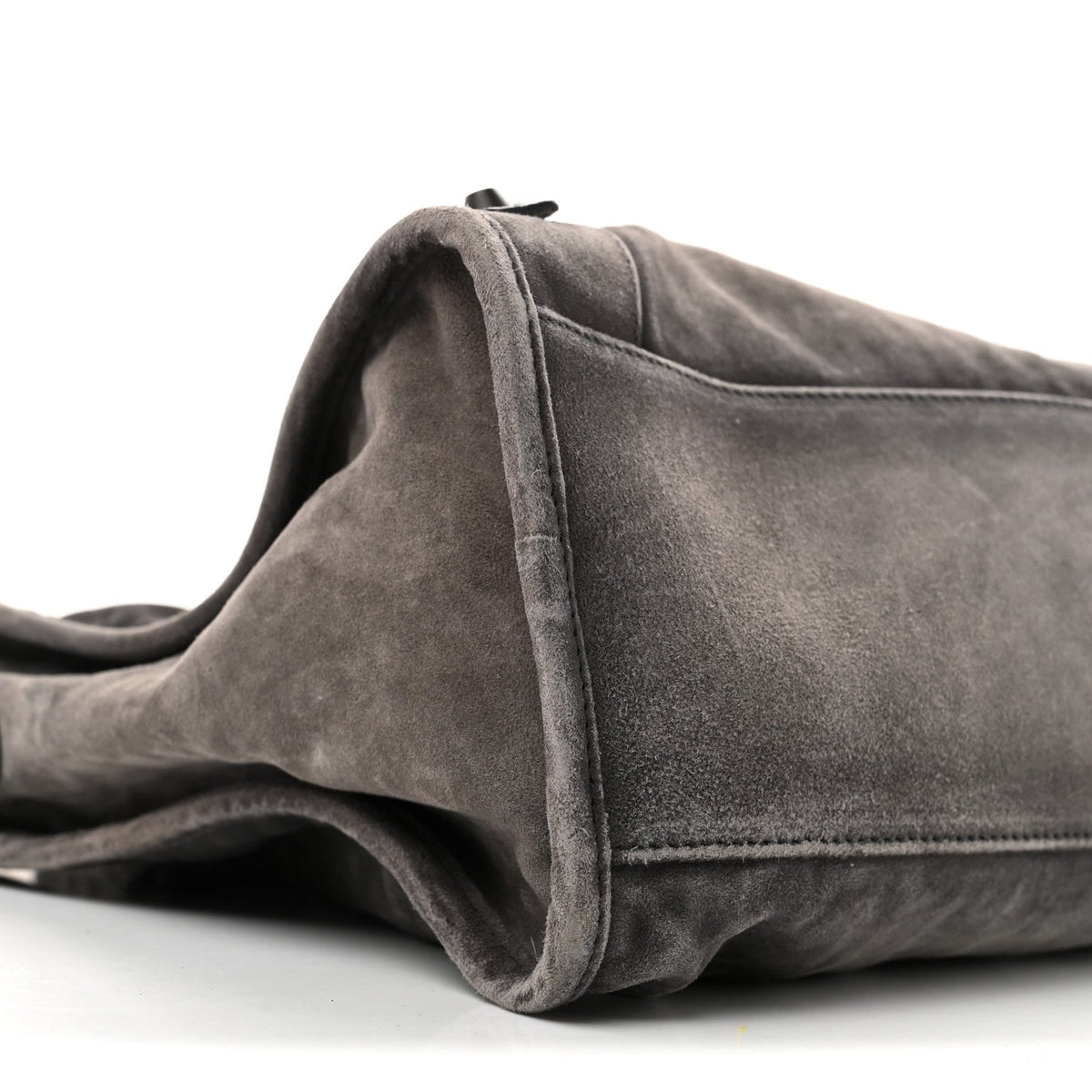 Waxed Suede Calfskin Classic Hardware Medium Le City Storm Grey