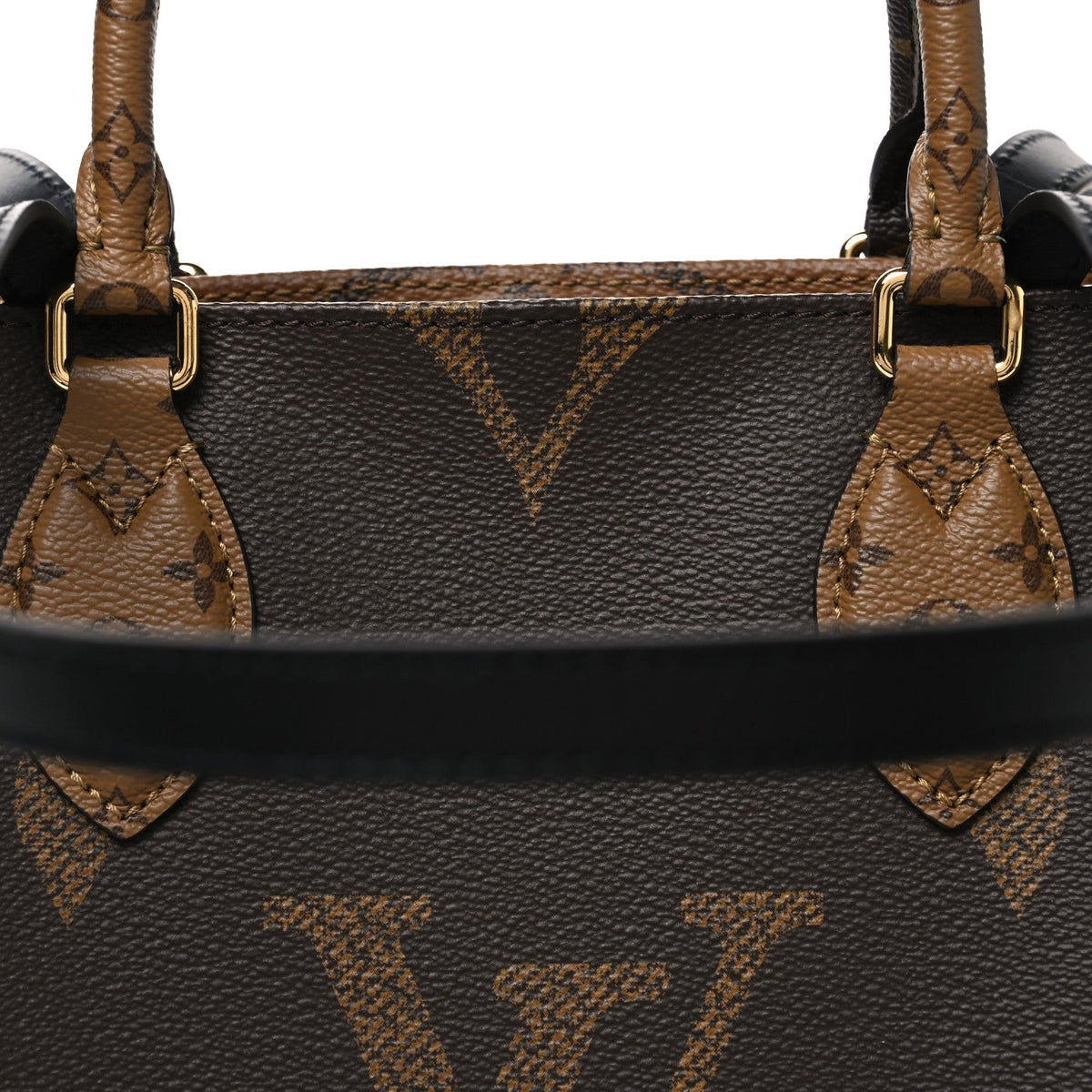 Reverse Monogram Giant Onthego MM