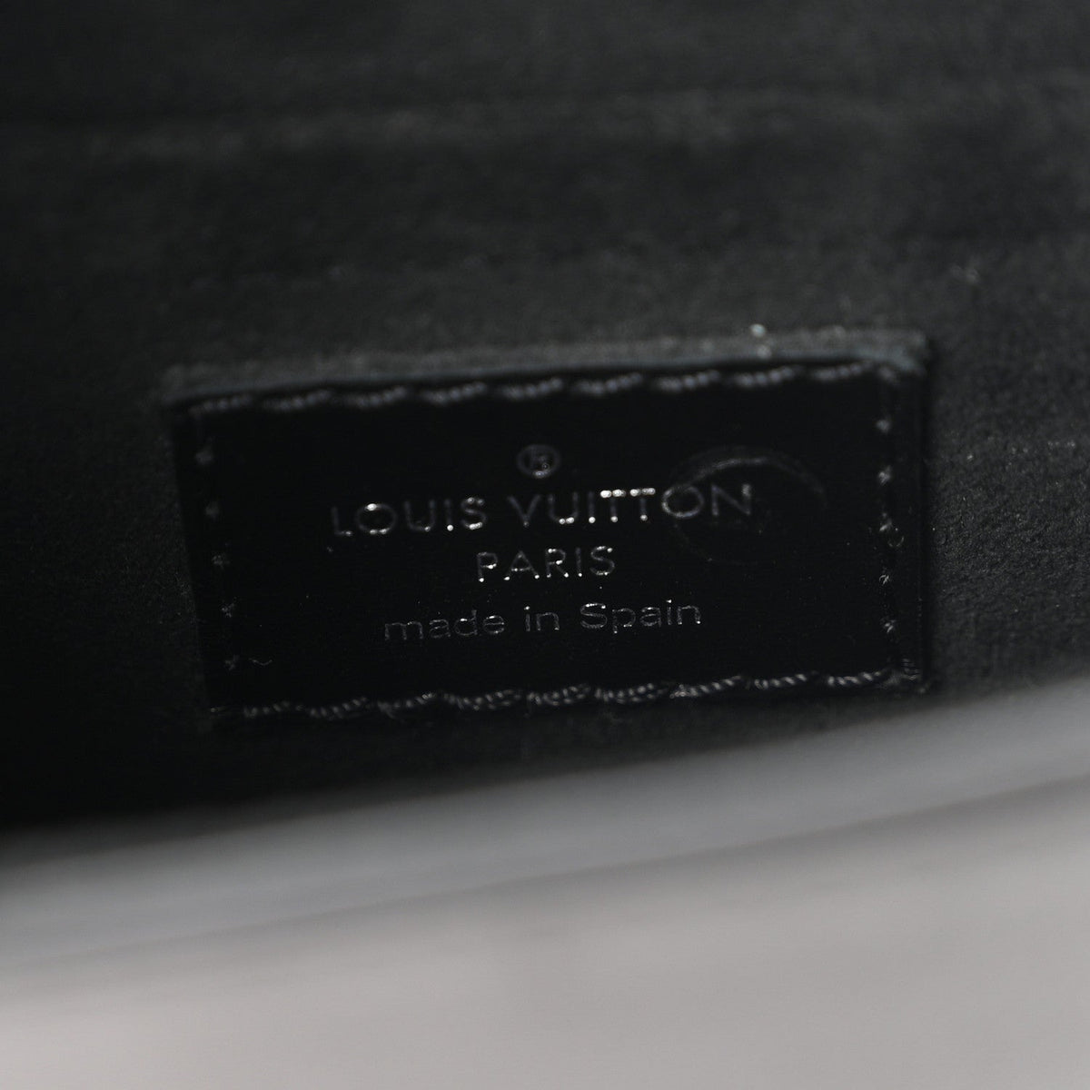 Calfskin Monogram Camera Box Vibe Black