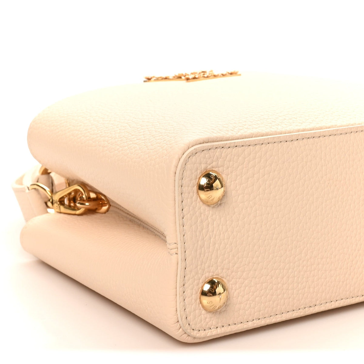 Taurillon Bloom Capucines BB Powder Beige