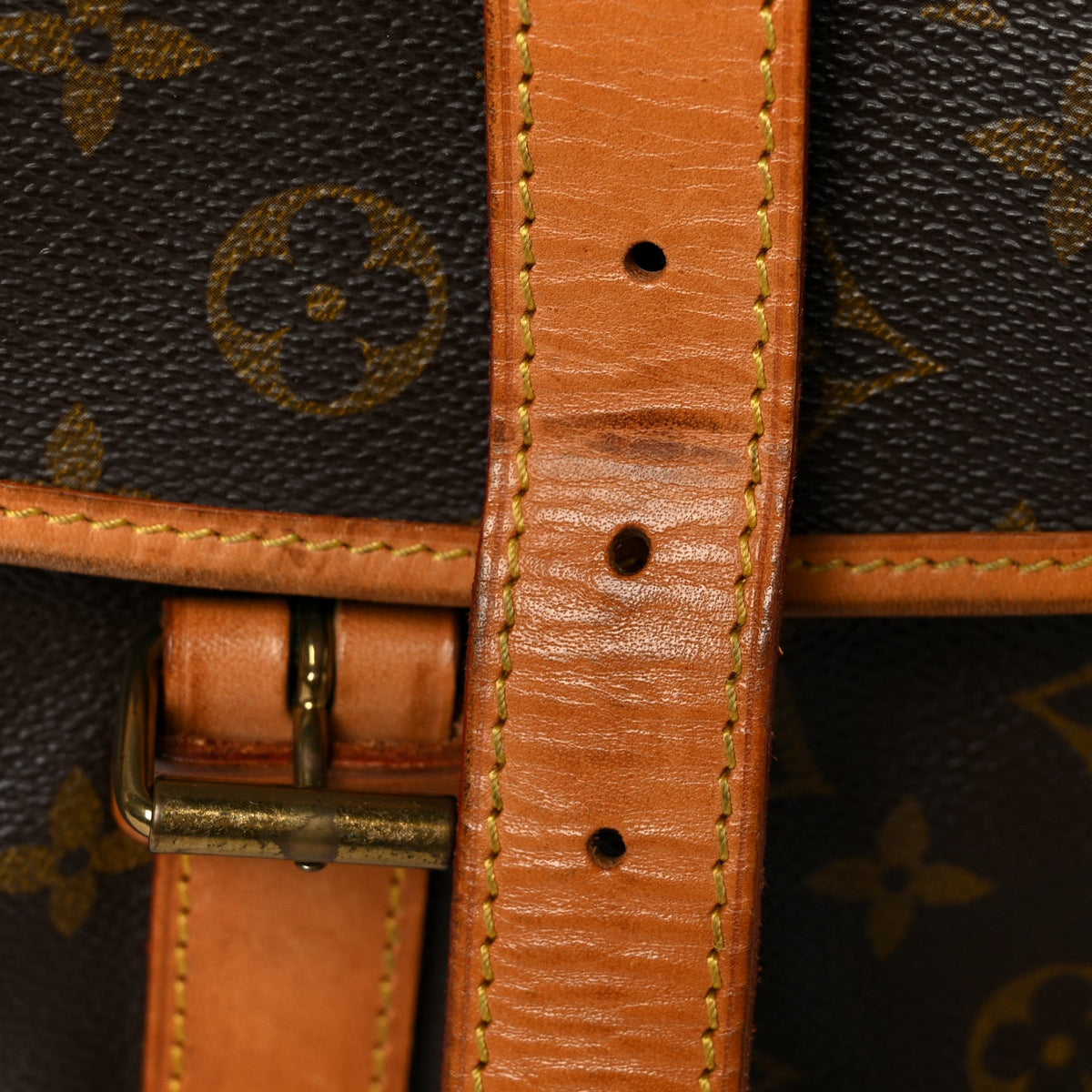 Monogram Saumur 35