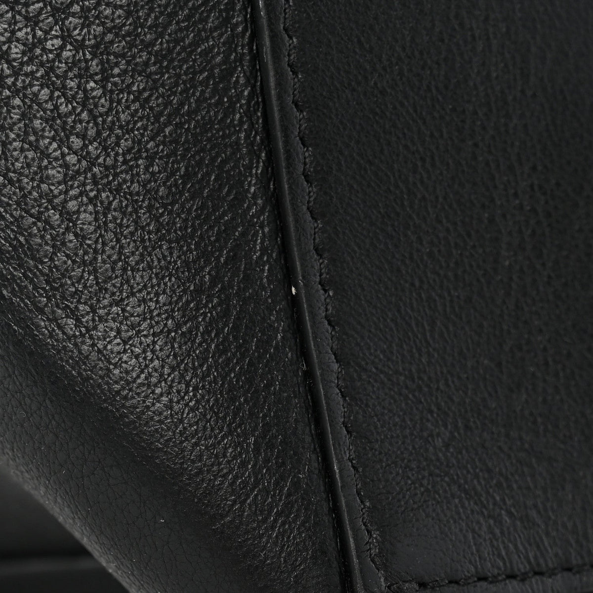 Smooth Calfskin Everyday East West Tote Bag Black