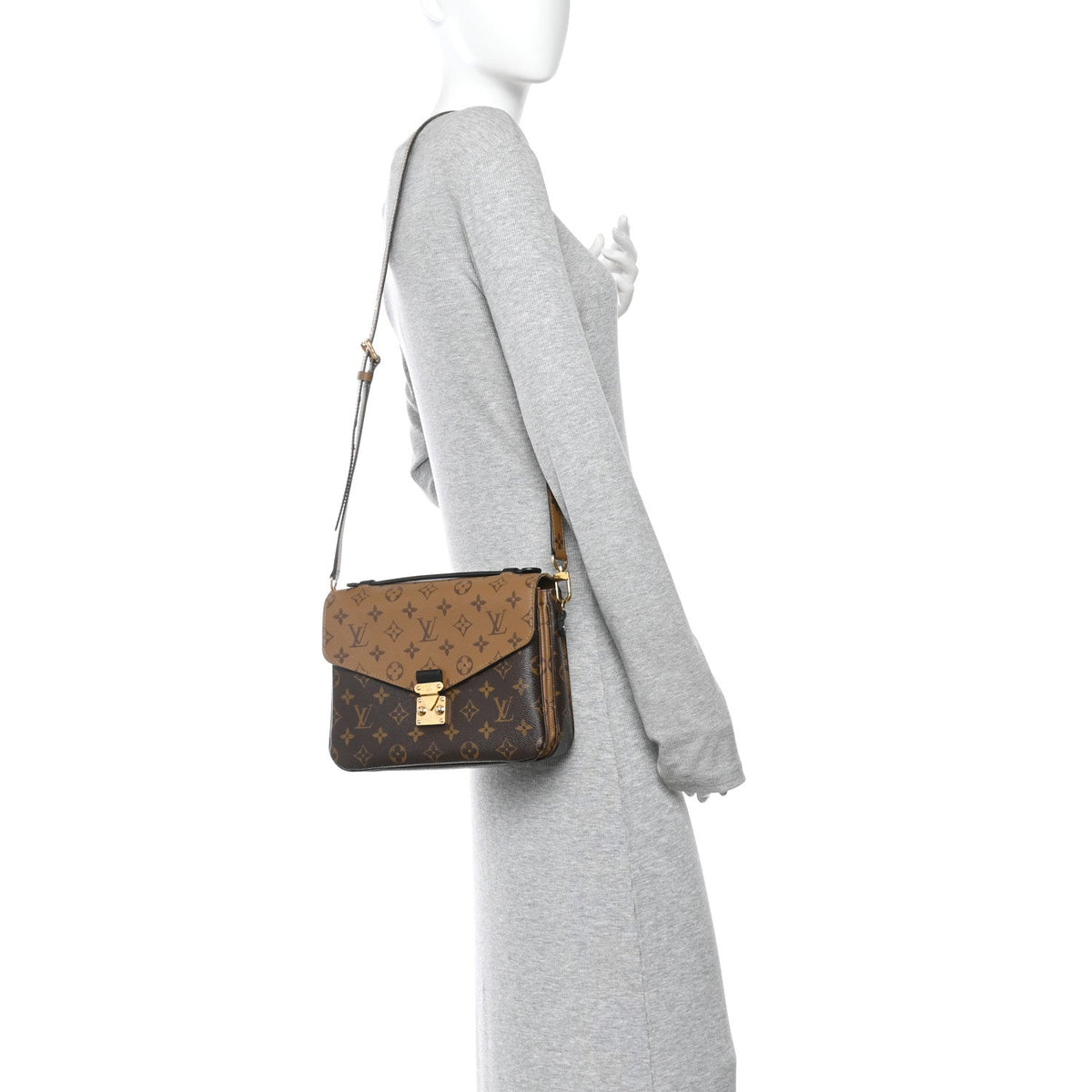 Reverse Monogram Pochette Metis