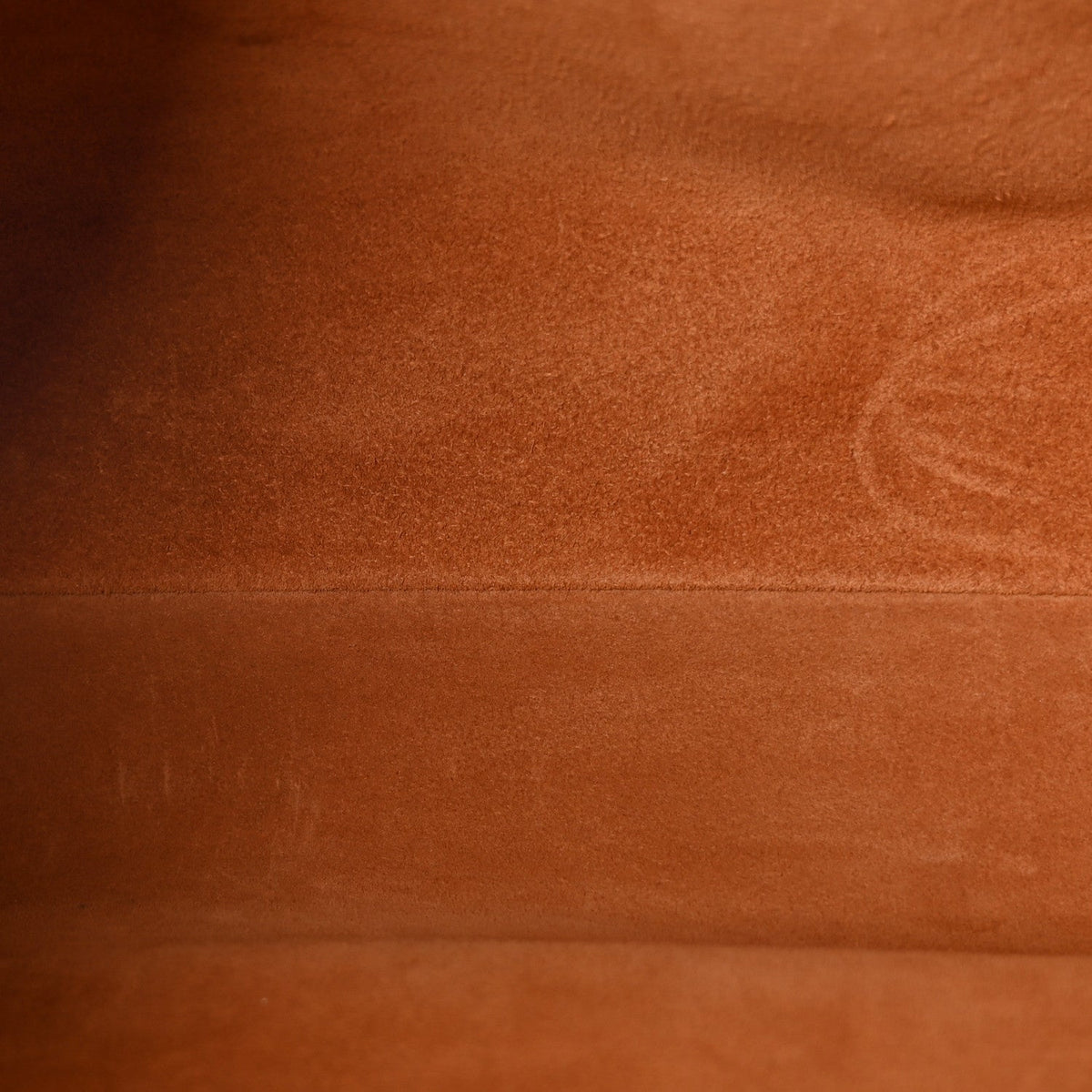Grained Calfskin Low Key Messenger Cognac