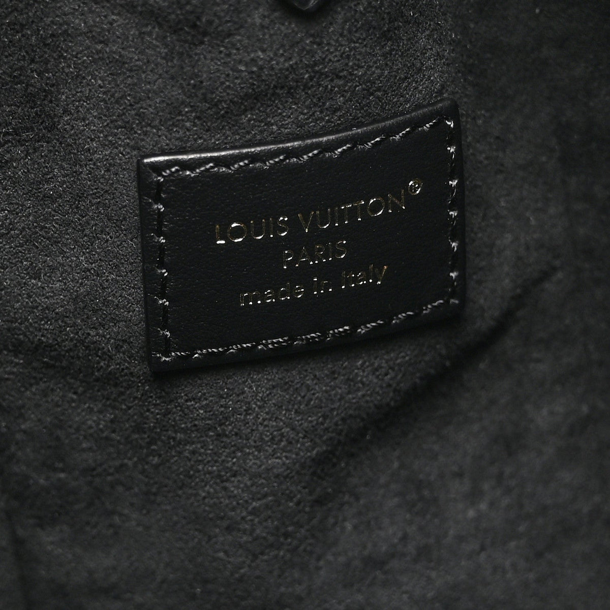 Reverse Monogram Noe Trunk PM