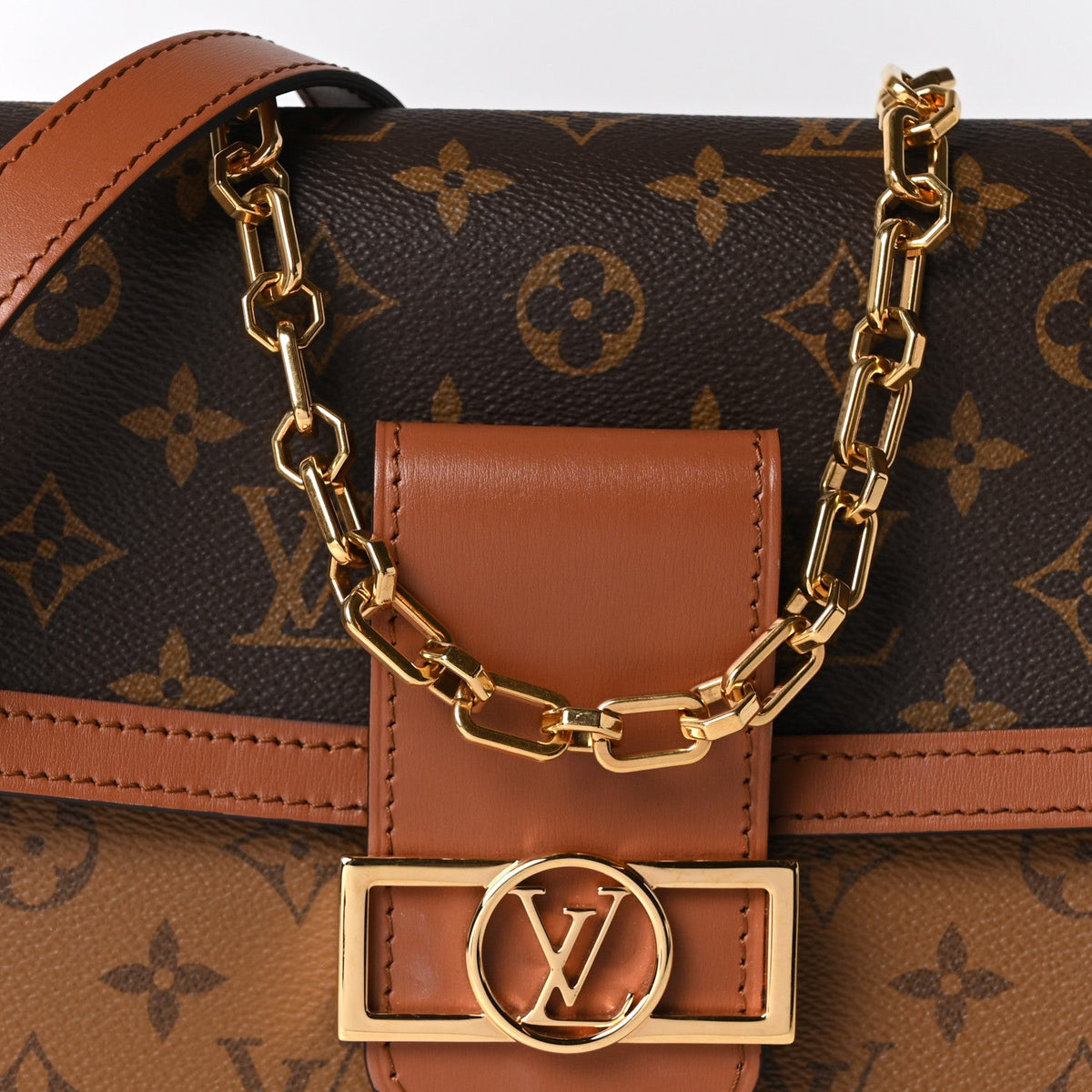 Reverse Monogram Dauphine MM