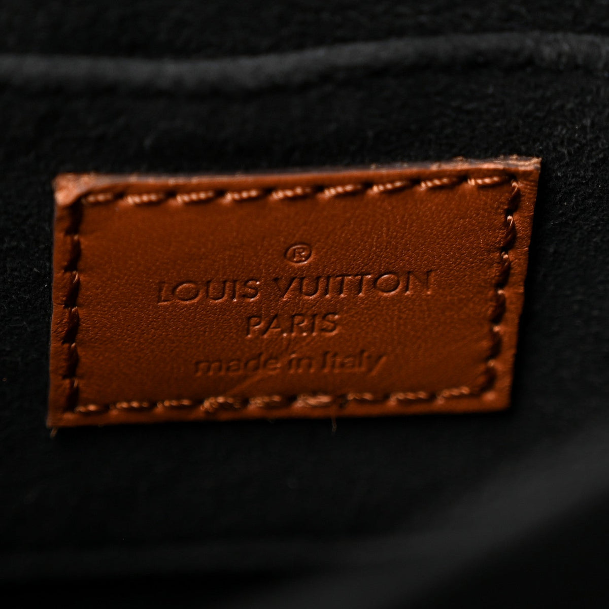 Reverse Monogram Dauphine Mini