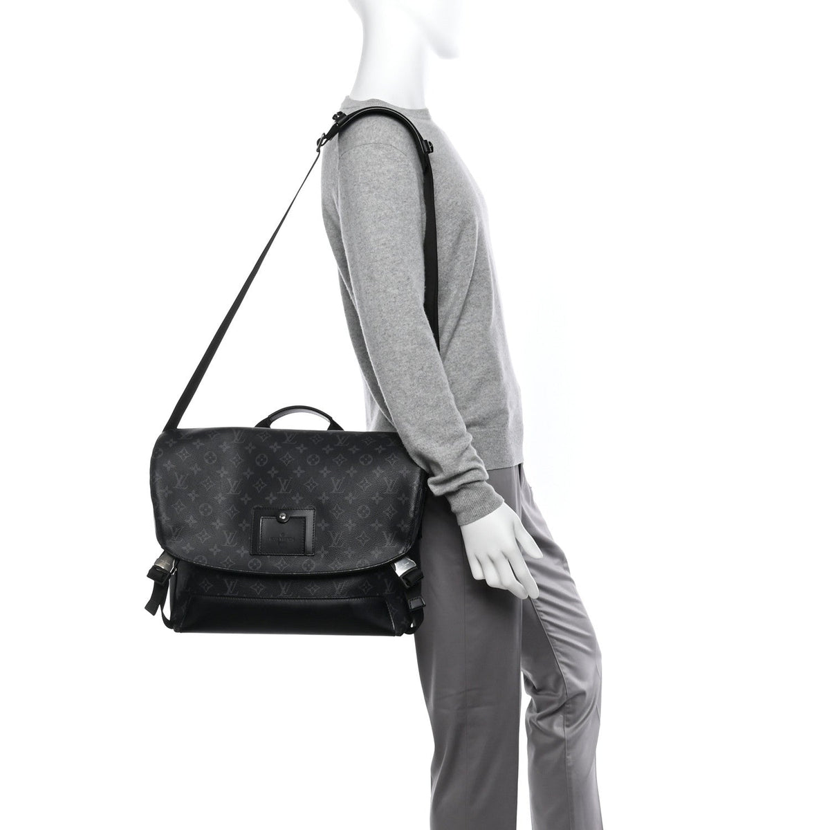 Monogram Eclipse Voyager Messenger MM